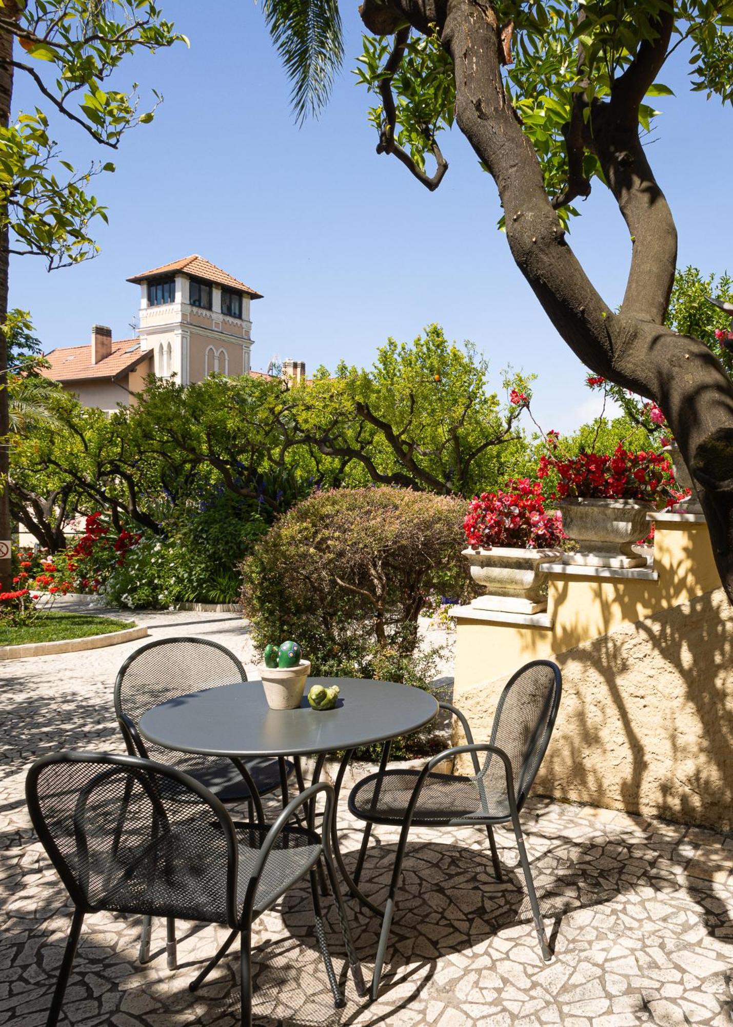 Hotel Villa Elisa & Spa Bordighera Exterior photo